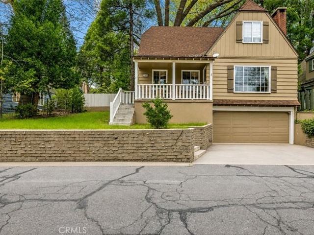 House for sale in Cedar Glen, California