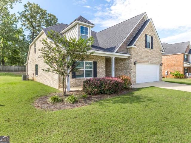 House for sale in Bonaire, Georgia