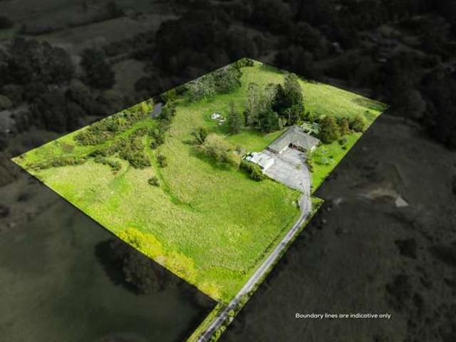 Property for sale in Paremoremo