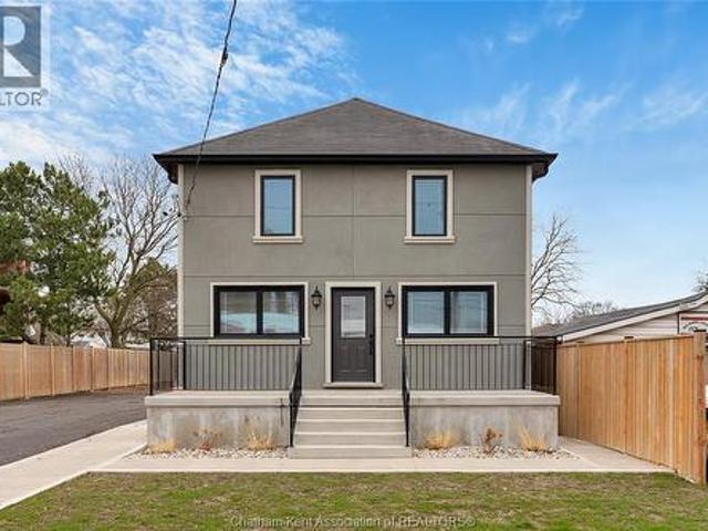 House for sale in Chatham–kent, Ontario