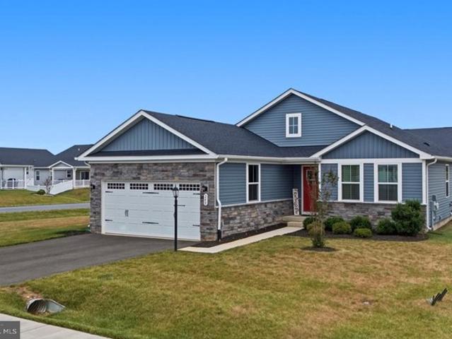 House for sale in Hedgesville, West Virginia