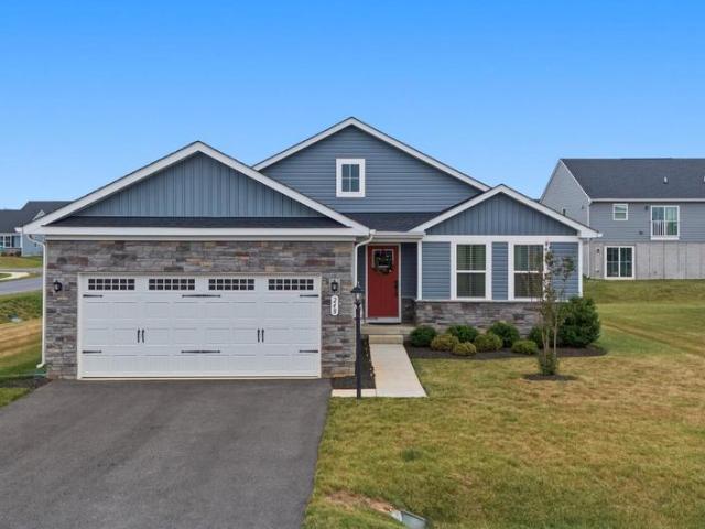 House for sale in Hedgesville, West Virginia