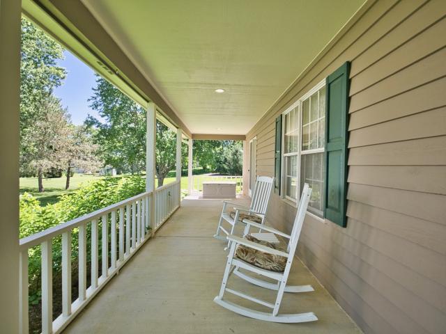 House for sale in Mchenry, Illinois
