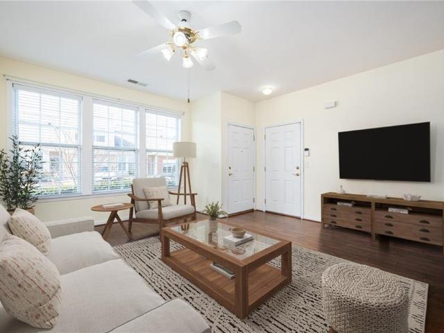 Condo for sale in Canton, Georgia