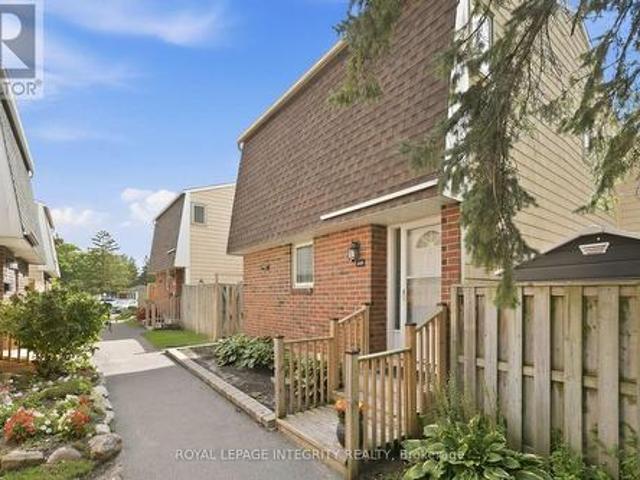 Townhouse for sale in Mulhurst Bay, Ontario