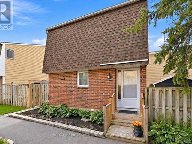 Townhouse for sale in Salter Square, Ottawa
