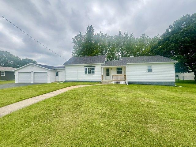 House for sale in Woodhull, Illinois
