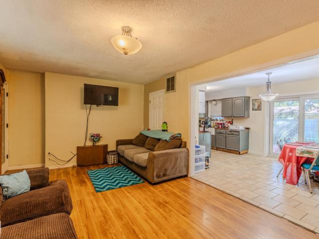 House for sale in Rector, Clay County