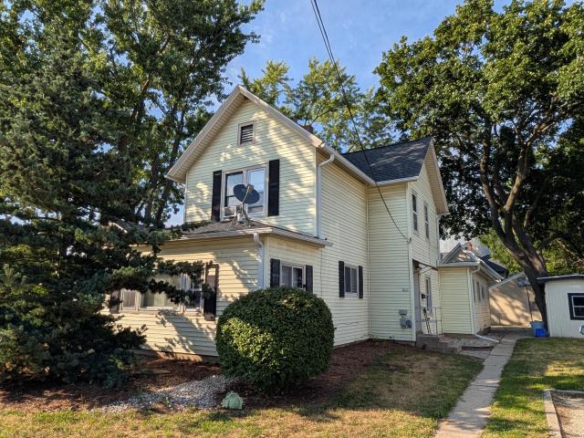House for sale in Burlington, Wisconsin