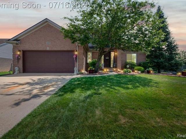 House for sale in Woodhaven, Michigan