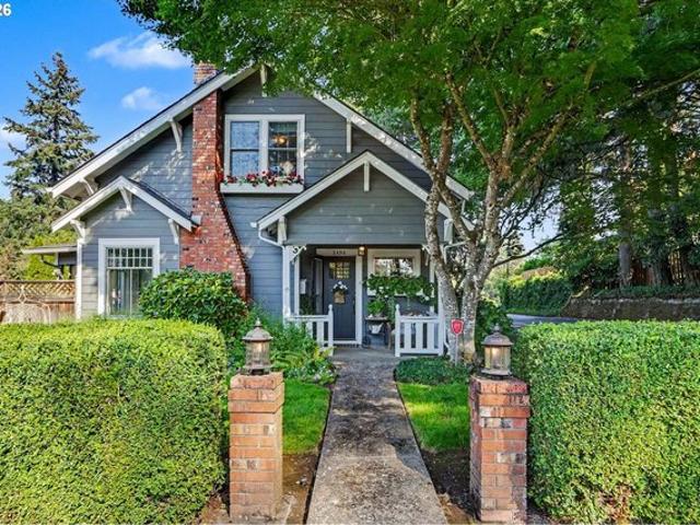 House for sale in Oregonia