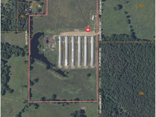 Farm for sale in Gilchrist, Texas