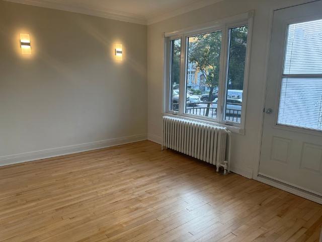 Apartment for rent in St. Leonard's, Quebec
