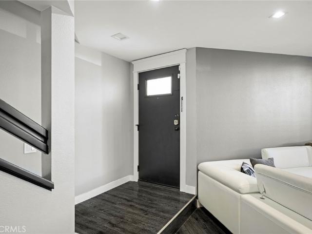 Townhouse for sale in Simi Valley, Ventura County