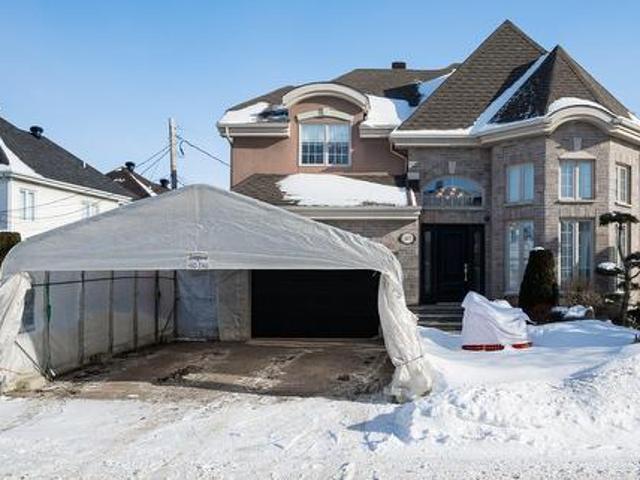 House for sale in Chomedey, Quebec