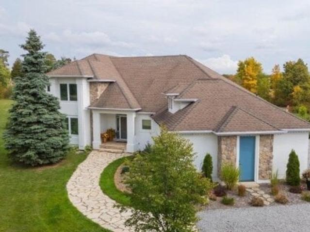 House for sale in Niagara, Ontario