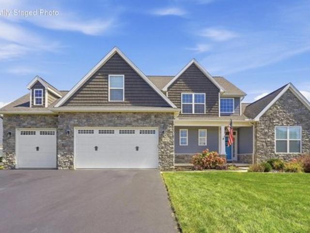 House for sale in Perrysburg, Ohio