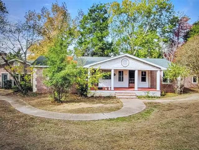 House for sale in Sulphur Springs