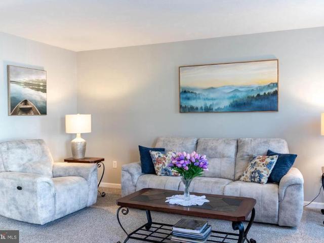 Condo for sale in Pennsylvania Furnace, Pennsylvania