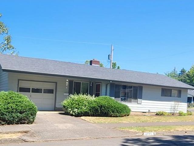 House for sale in Oregonia