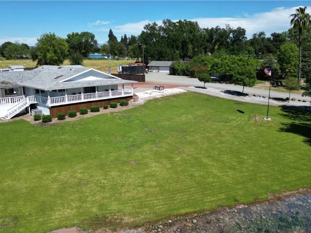 House for sale in Los Molinos, California