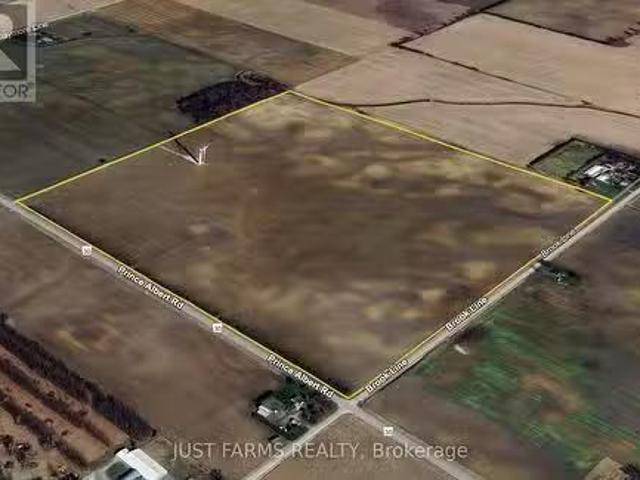 House for sale in Chatham–kent, Ontario