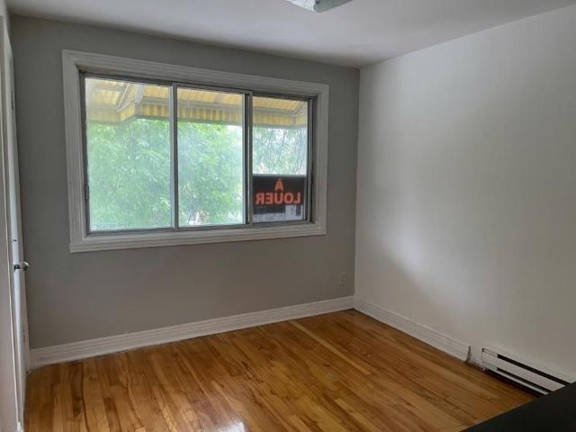 Apartment for rent in St. Leonard's, Quebec