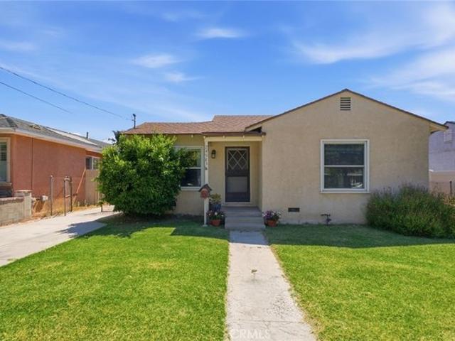 House for sale in Canyon Country, California