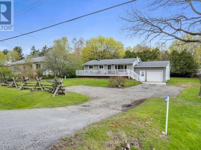 House for sale in Ontario