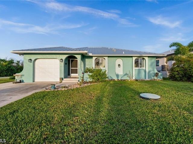 House for sale in Bokeelia, Florida