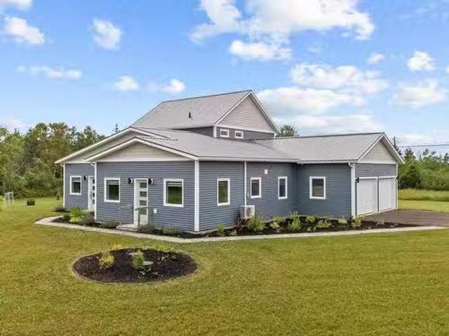 House for sale in Prince, Prince Edward Island
