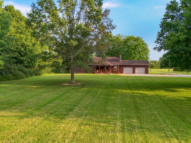 Farm for sale in Mayfield, Graves County