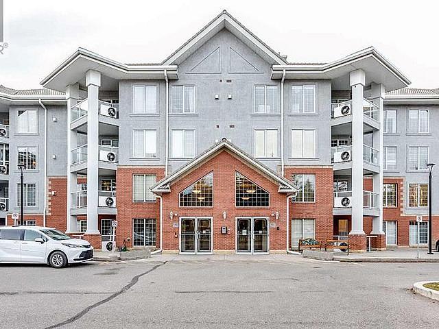 Condo for sale in Northwest, Alberta