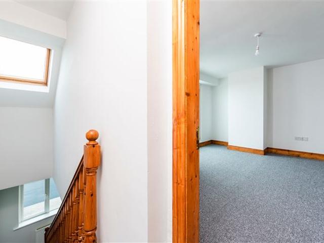 Detached House for sale in Loch Garman, North Tipperary