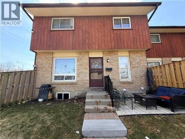 Townhouse for sale in Waterloo, Ontario