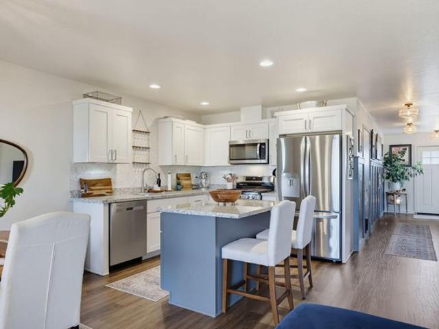 Townhouse for sale in Oregonia