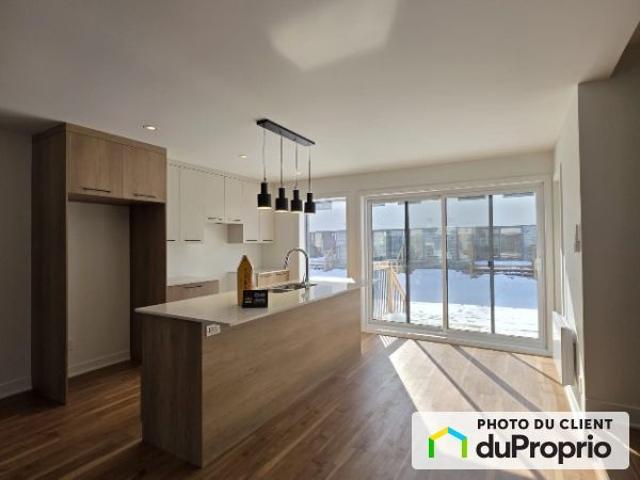 House for rent in Saint-Philippe, Montérégie