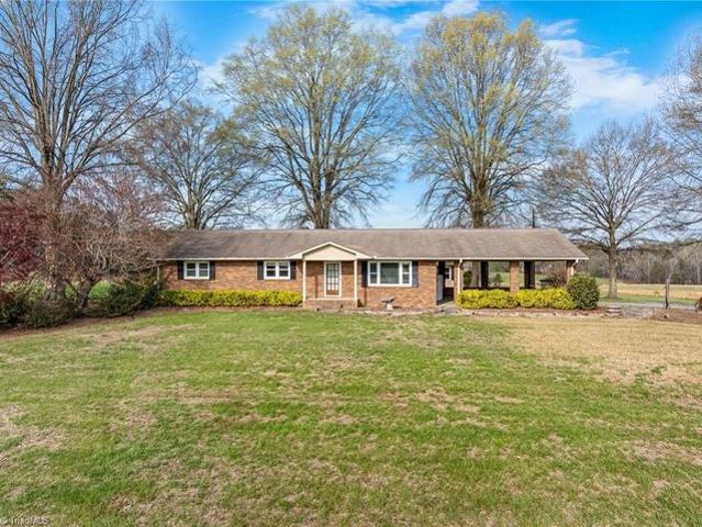 House for sale in Clemmons, North Carolina