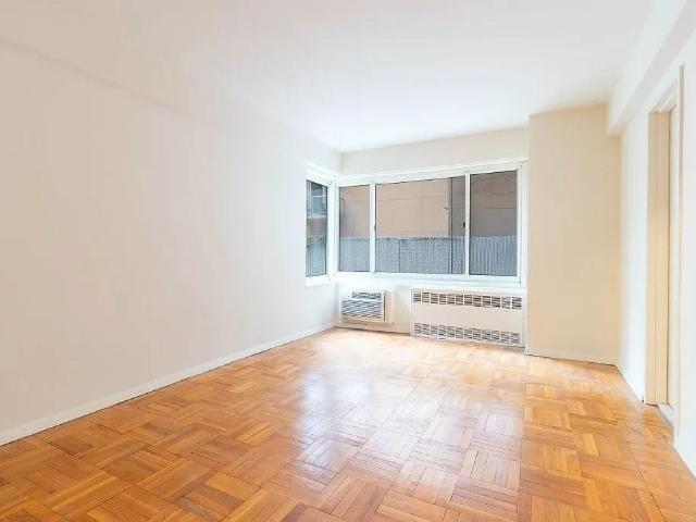 Property for rent in Arverne, New York