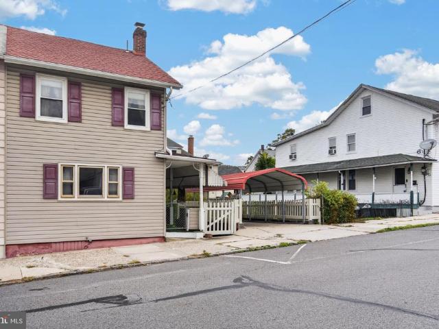 Townhouse for sale in Lansford, Carbon County