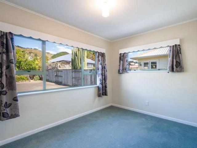House for sale in Nelson City, Cable Bay
