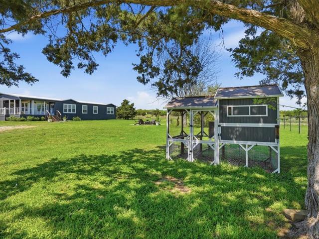Property for sale in Valley View, Texas