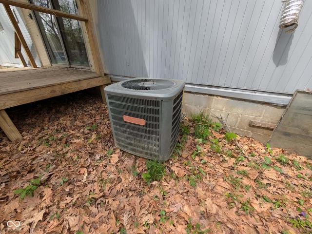 House for sale in Cloverdale, Indiana