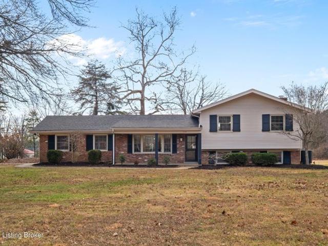 House for sale in Mount Washington, Kentucky