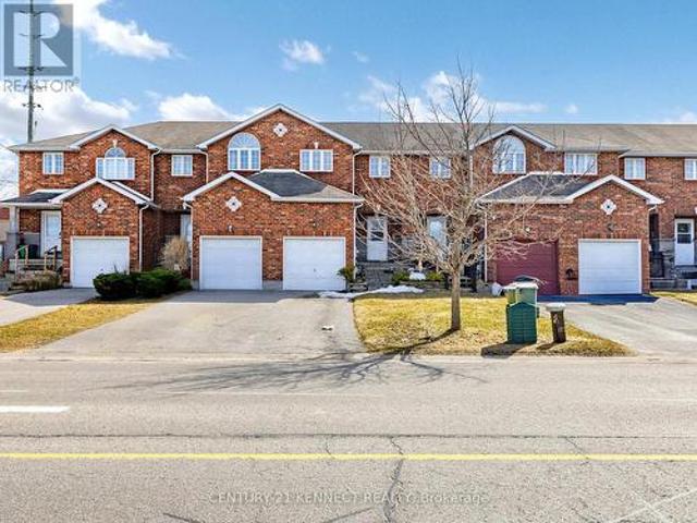 House for sale in Barrie, Ontario