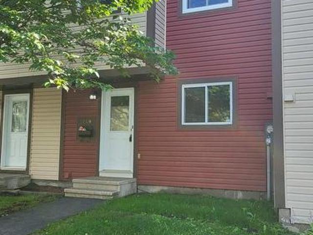 Townhouse for sale in Mulhurst Bay, Ontario