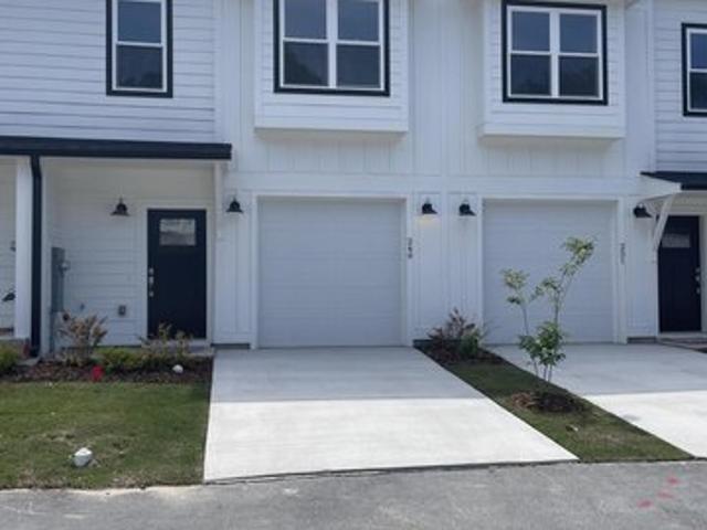 Townhouse for sale in Southern Pines, North Carolina