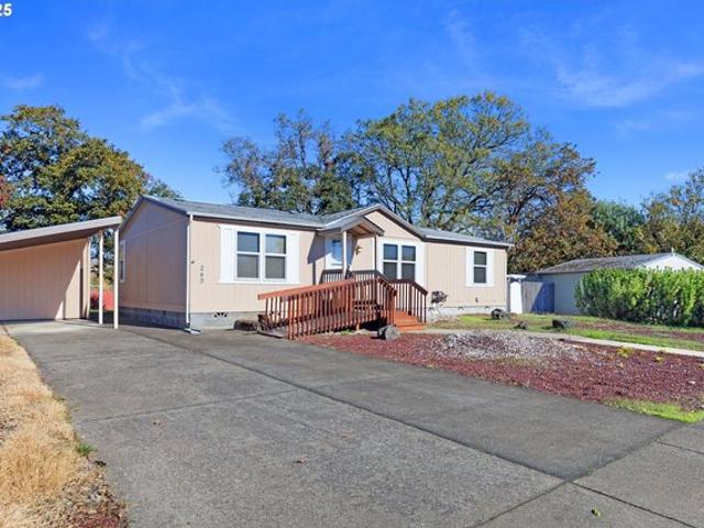 House for sale in Oregonia