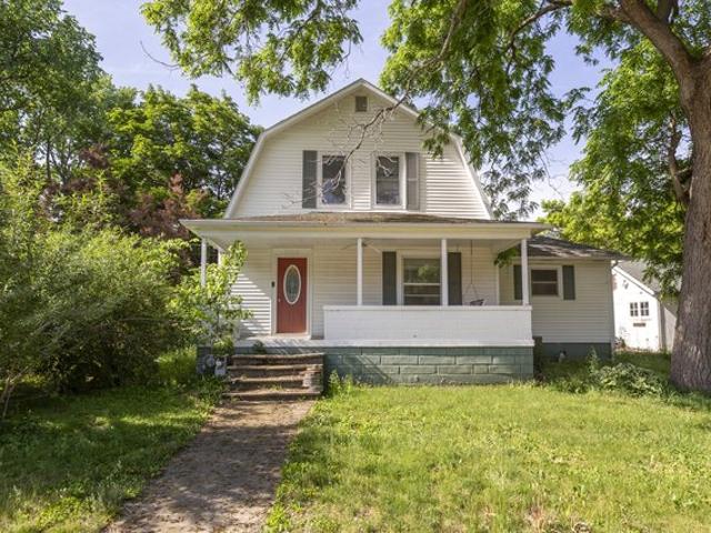 House for sale in Dixon, Illinois