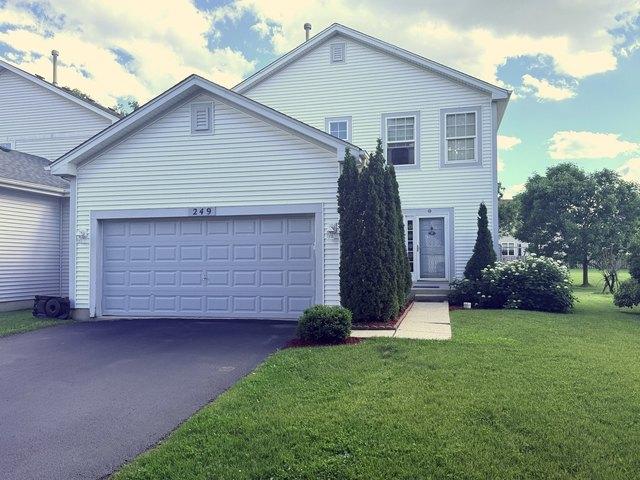 Townhouse for sale in Round Lake, Illinois